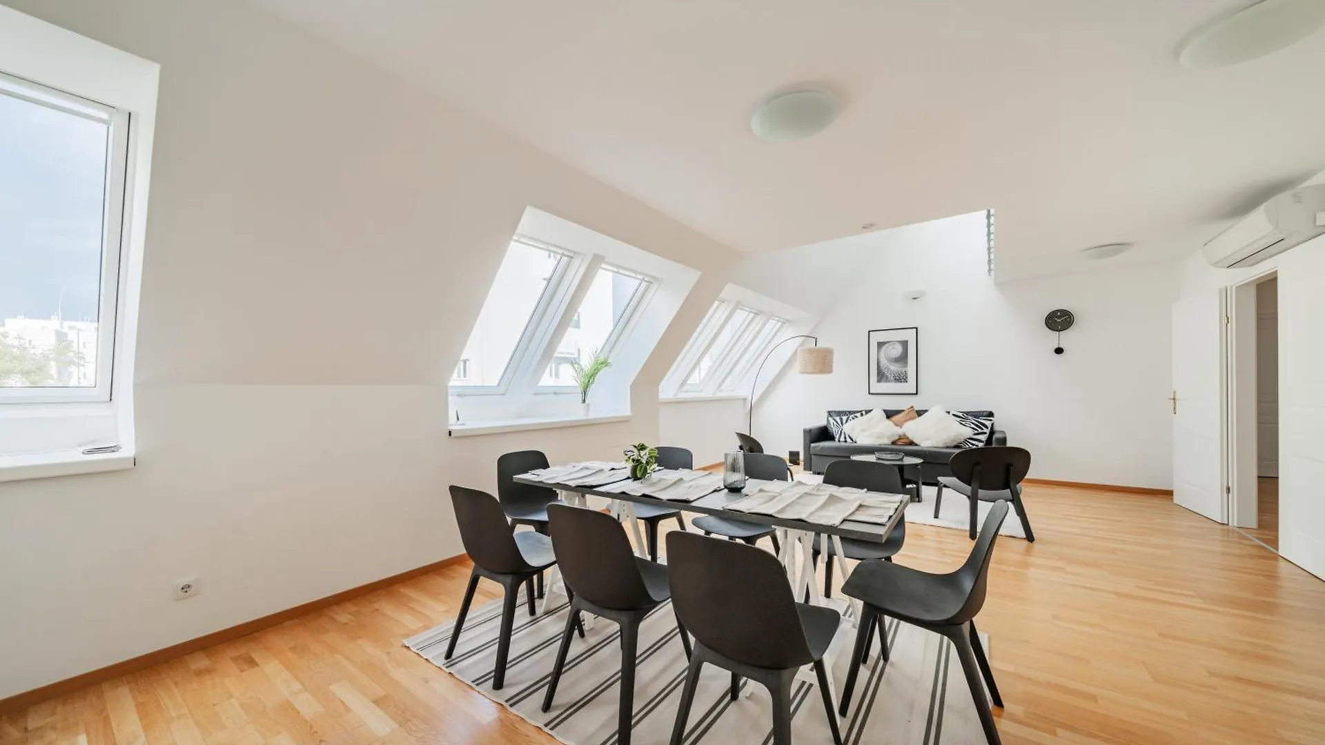 City Chic #20 Vienna Apartment
